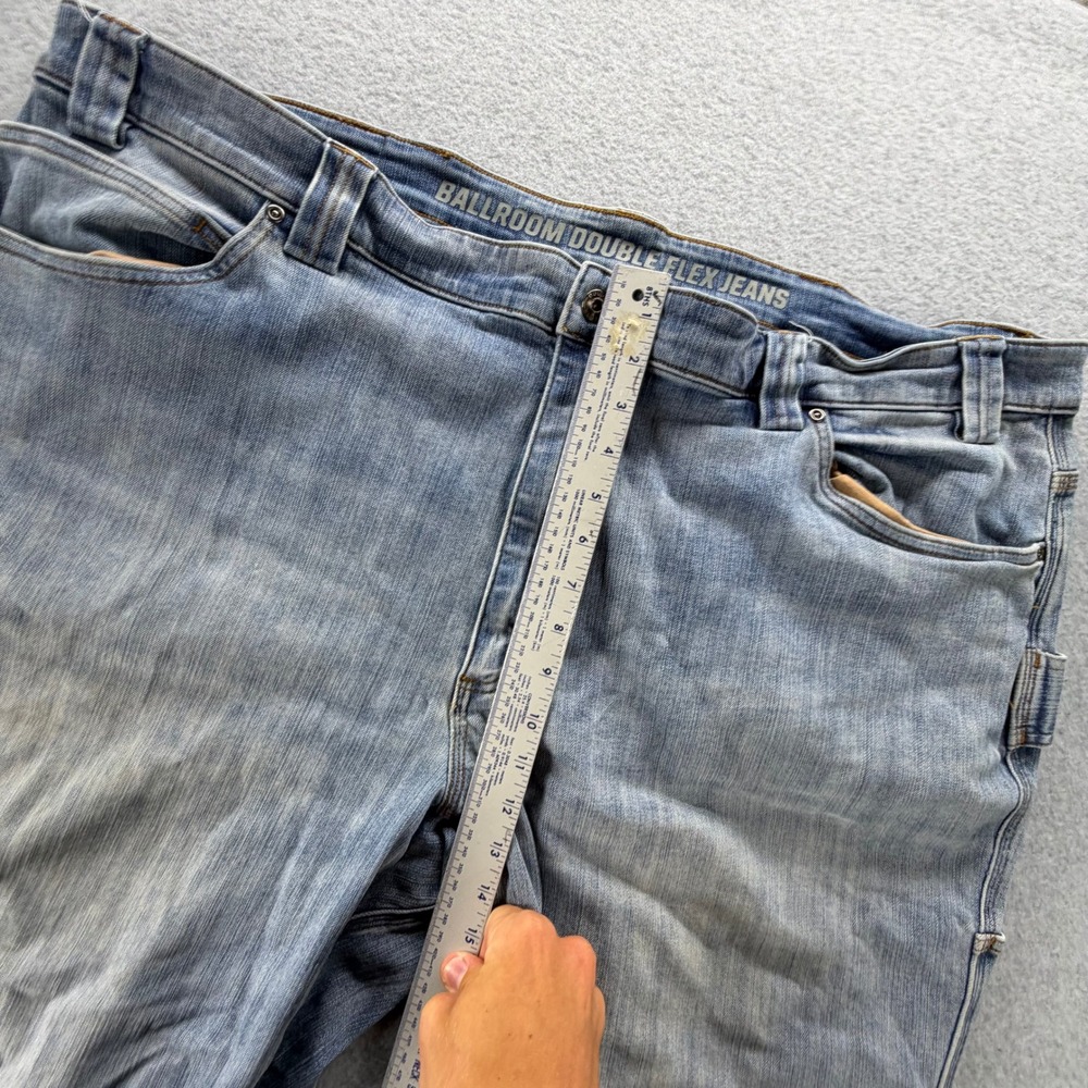 Duluth Trading Co Ballroom Double Flex Relaxed Fit Jeans Mens 48x30 Light Wash - Picture 4 of 12